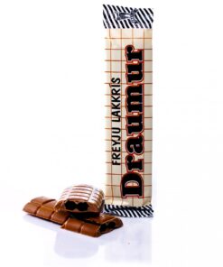 Lakritsstänger doppade i mjölkchoklad